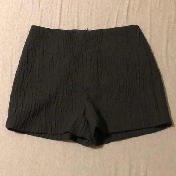 Lush Pants - ๐3 FOR $35๐ Lush Womenโs Size M Black Shorts Lush Pants - ๐3 FOR $35๐ Lush Womenโs Size M Black Shorts